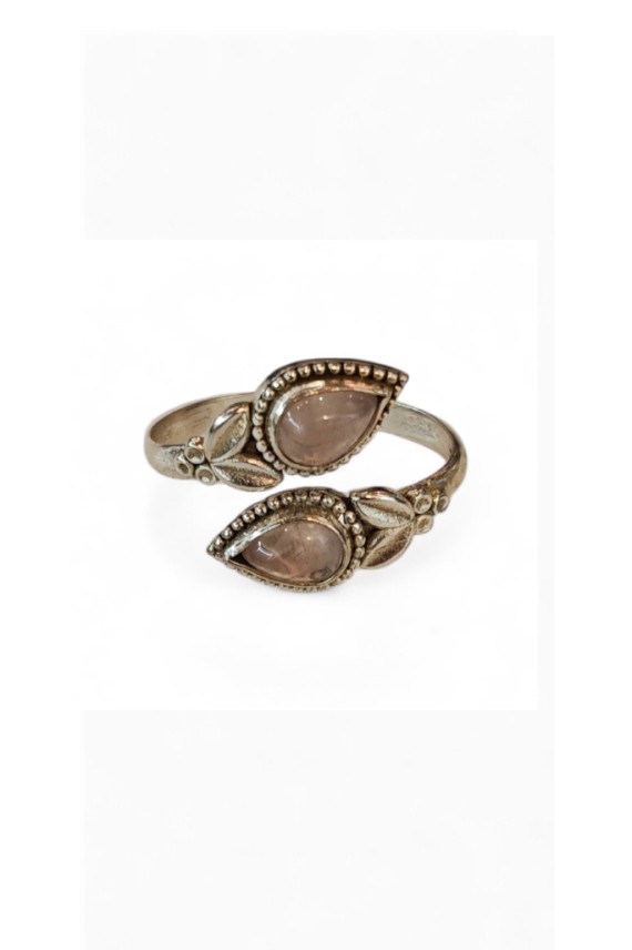 Anillo de Plata de Ley con Cuarzo Rosa Doble