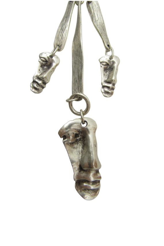 Collar Rostros Étnicos de Zamak