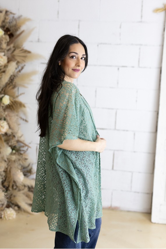 Kimono Boho Verde Algodón Calado Floral