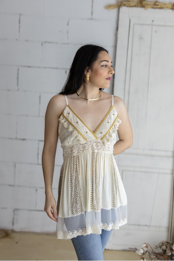 Blusa Boho Fluida con Hilo Dorado y Puntilla