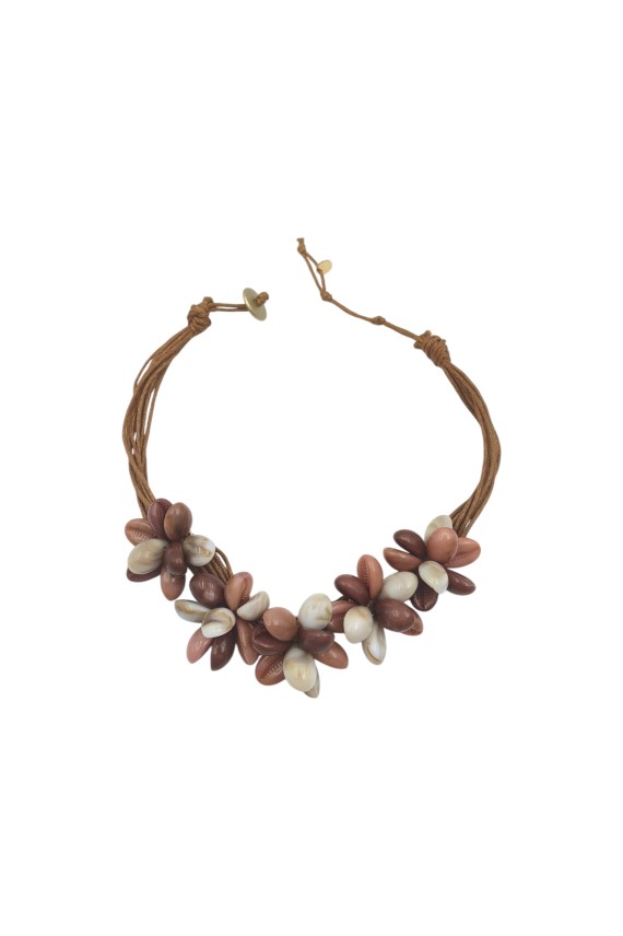 Collar Conchas Flores de Mar Tonos Tierra