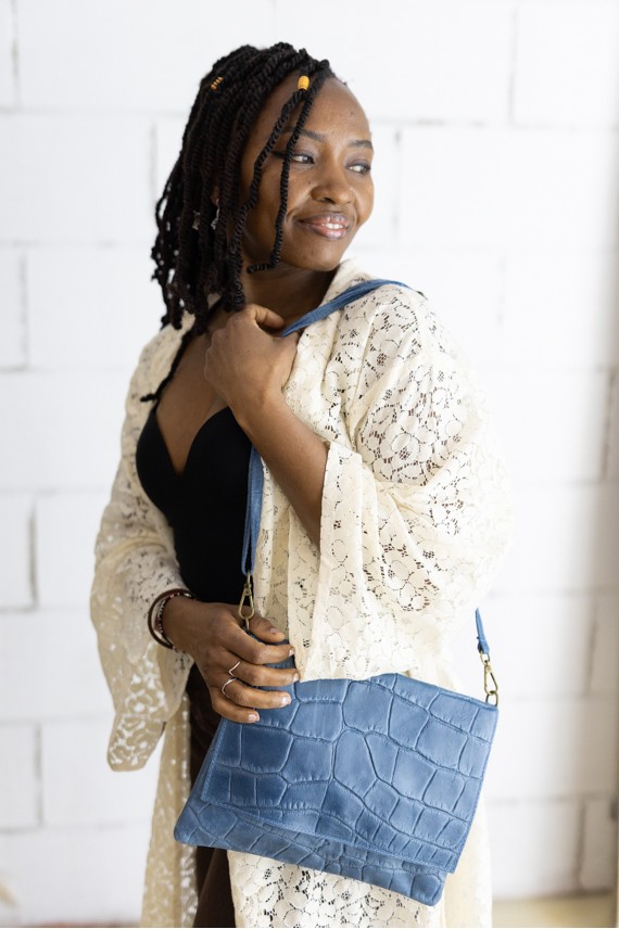 Bolso Bandolera de Piel Sostenible Grabado Coco