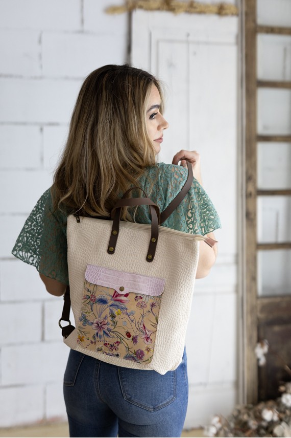 Bolso Mochila Flower Piel Reciclada