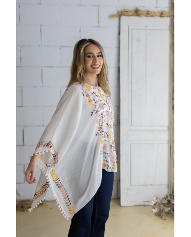 Blusa Poncho Bordada de Algodón Blanca y Nude
