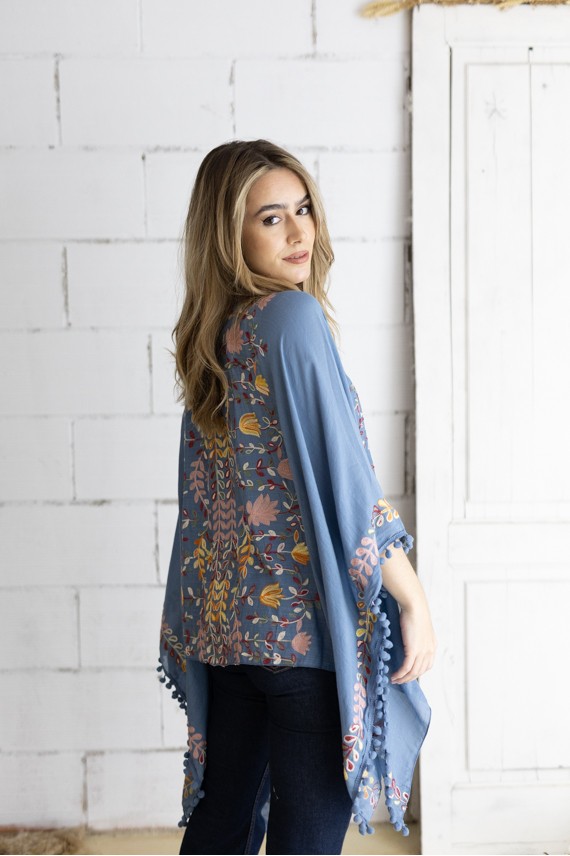 Blusa Poncho Bordada Algodón Azul