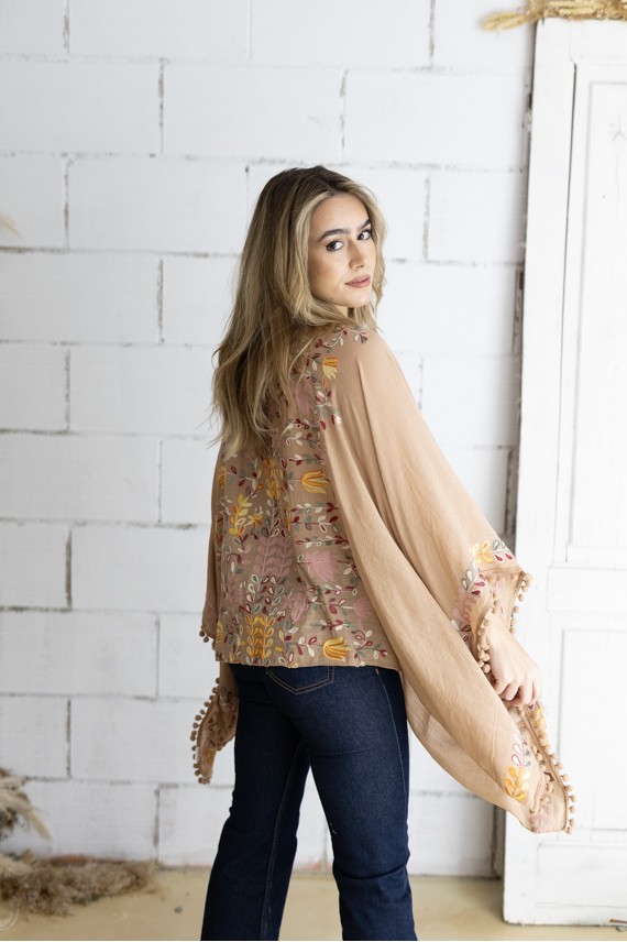Blusa Poncho Bordada Algodón Camel