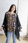 Blusa Poncho Bordada Algodón Negra