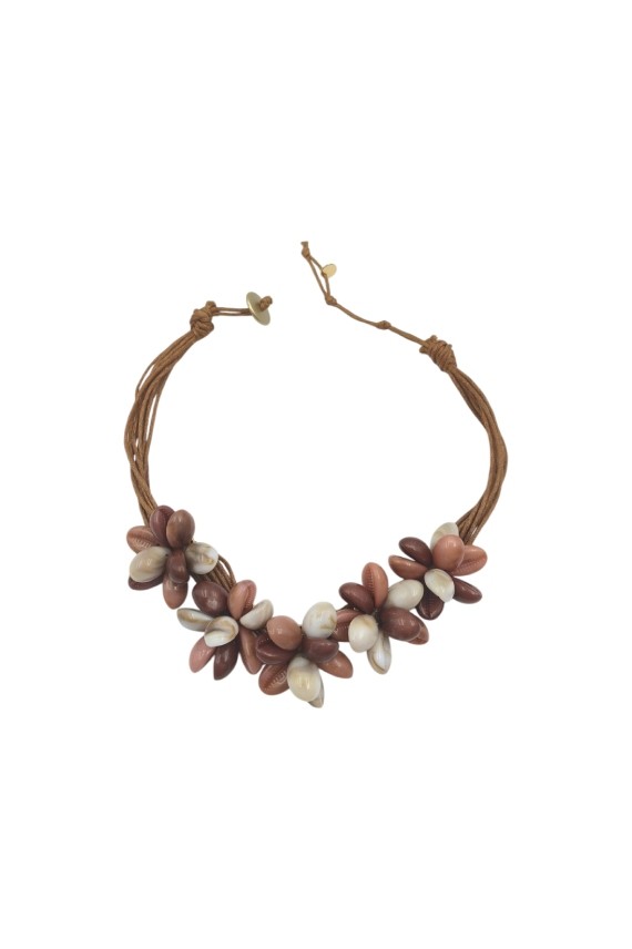 Collar Conchas Flores de Mar Tonos Tierra