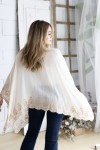 Blusa Mustt Blanca Algodón Bordados y Escote Pico
