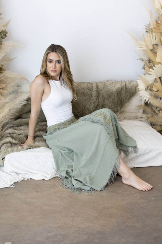 Falda Larga Asimétrica Algodón Verde Bordado Étnico