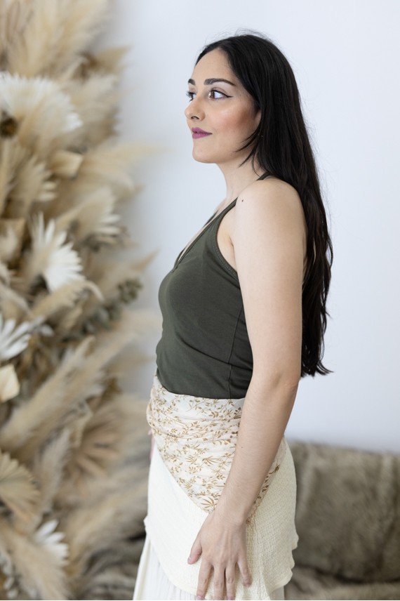 Pañuelo Floral Fino Estampado Ramas Filo Bordado