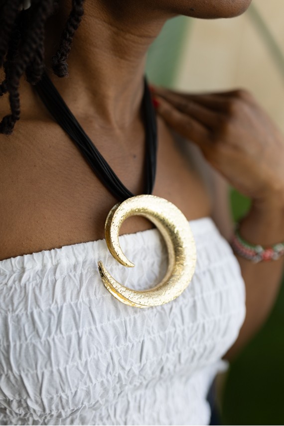 Collar Nautilus Oro Zamak