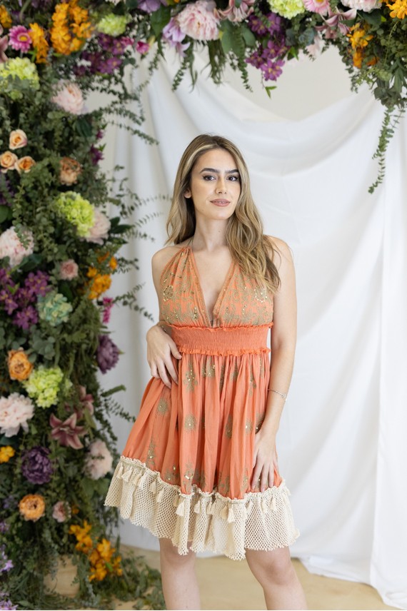 Vestido Corto Algodón Naranja Bordados Dorados