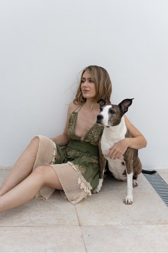 Vestido Corto Algodón Verde Bordados Dorados