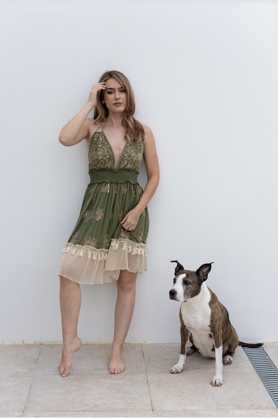 Vestido Corto Algodón Verde Bordados Dorados