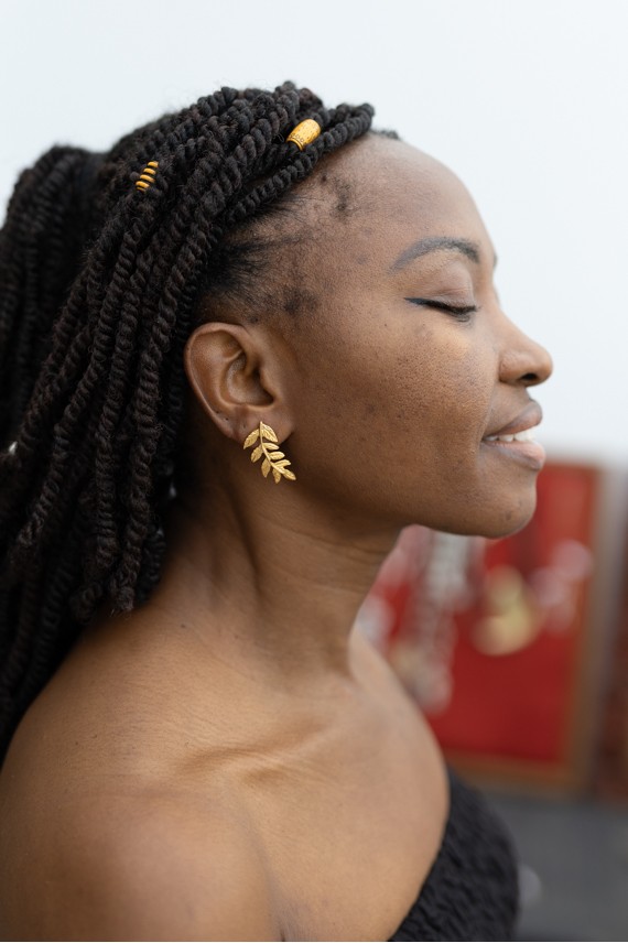 Pendientes Hojas Doradas Zamak