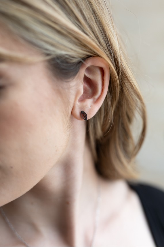 Conjunto Acero Pendientes y Colgante Leaf