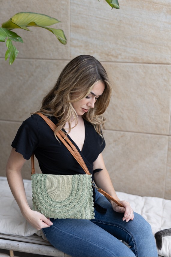 Bolso de Fibras Naturales Trenzadas