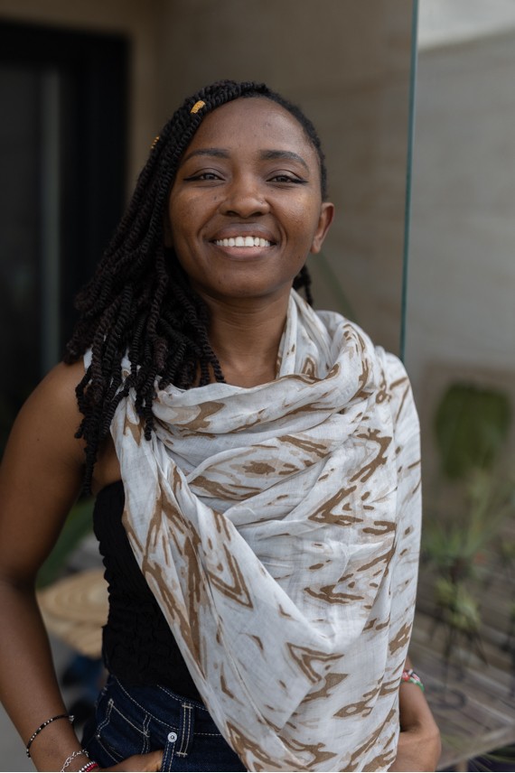 Fular de Viscosa Estampado Étnico Beige