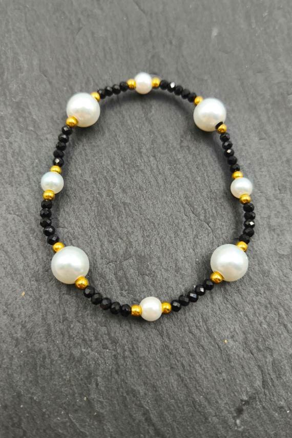 Pulsera Perlas y Piedras Cristalizadas