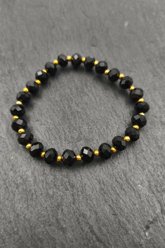 Pulsera Turmalina  Negra y Cuentas Doradas