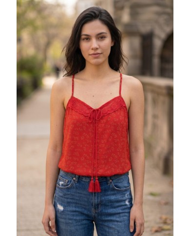 Top Viscosa Estampado con Encaje