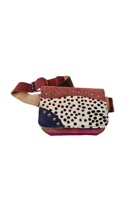 Riñonera Piel Lizbetli Animal Print Topos negros By Soruka