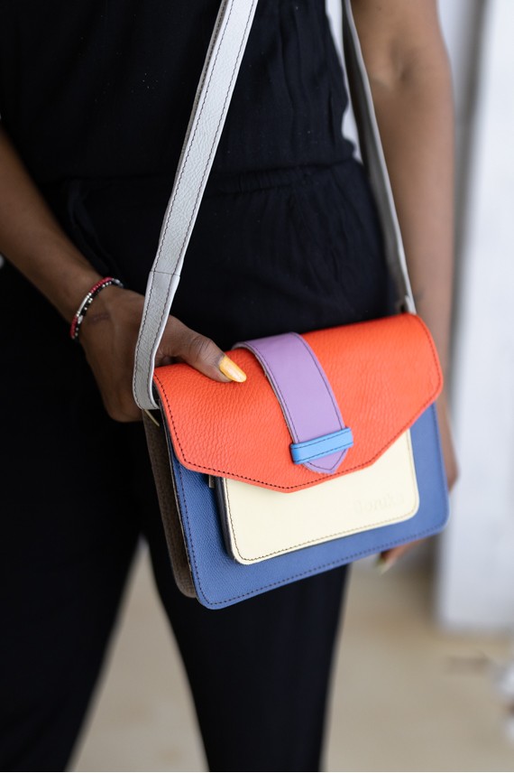 Bolso Greca Loop Reversible Soruka Multicolor Cebra