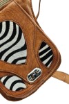 Riñonera Piel Animal Print Cebra Cierre Twist Lock