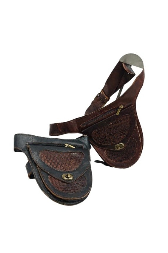 Riñonera Piel Trenzada Cierre Twist Lock Fez