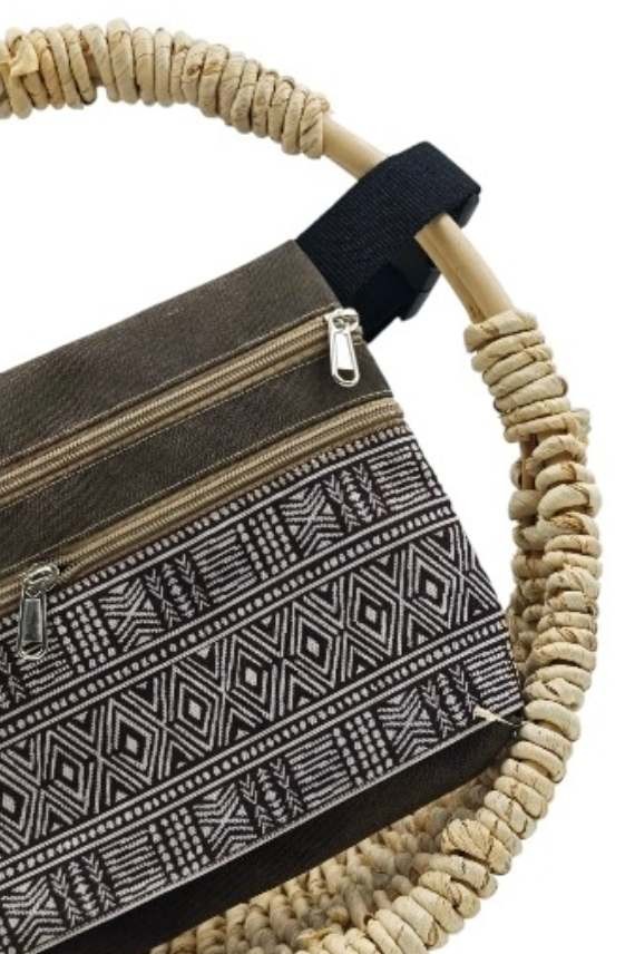 Riñonera Jacquard Geométrica Marrón Chocolate Beige