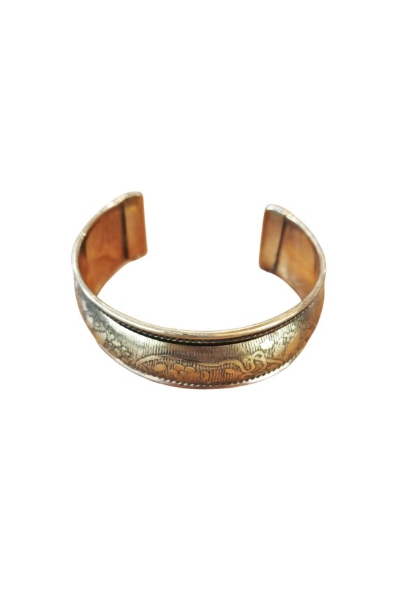 Brazalete Étnico Grabado Dorado