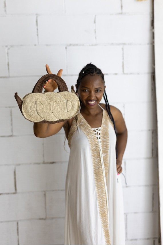Bolso de Rafia Trenzada Nudos Boho