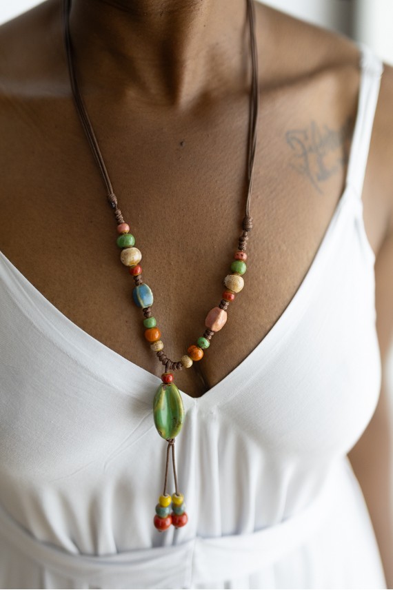 Collar Boho de Cerámica Artesanal Multicolor