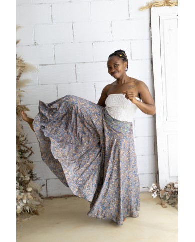 Pantalón palazzo de seda y viscosa con estampado cachemir en tonos azul petróleo, beige y camel, cintura  con espejos boho chic.
