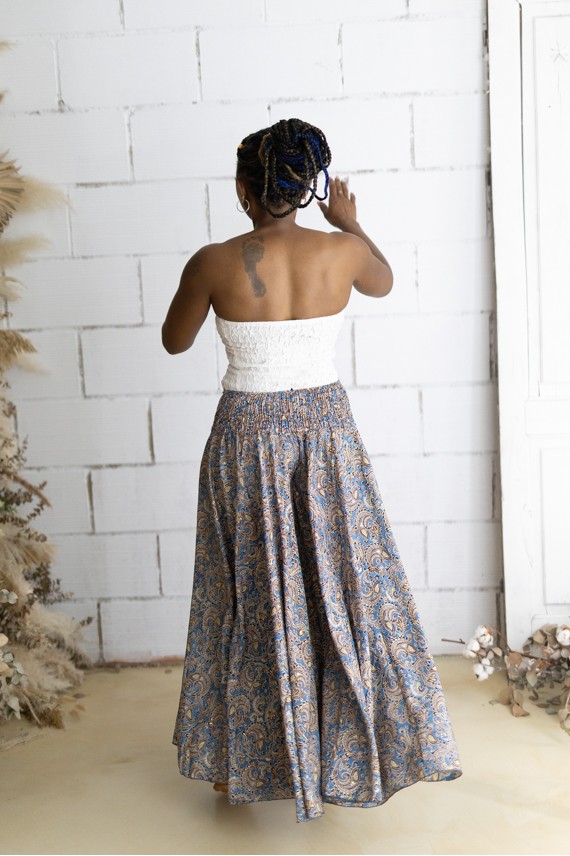 Pantalón palazzo de seda y viscosa con estampado cachemir en tonos azul petróleo, beige y camel, cintura  con espejos boho chic.