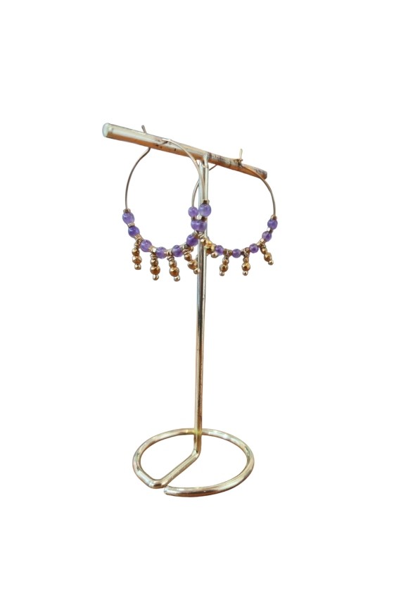 Pendientes de aro de acero con piedra natural y detalles metálicos dorados, estilo boho Samarkanda.