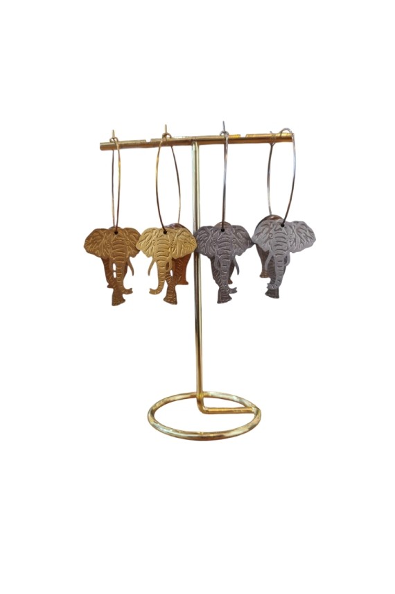 Pendientes de acero inoxidable con aro y colgante de elefante, diseño boho disponible en acabado dorado y plateado.