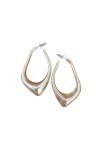 Pendientes de latón lacado Aro Orgánico con acabado satinado y diseño escultural, complemento boho chic elegante para mujer.