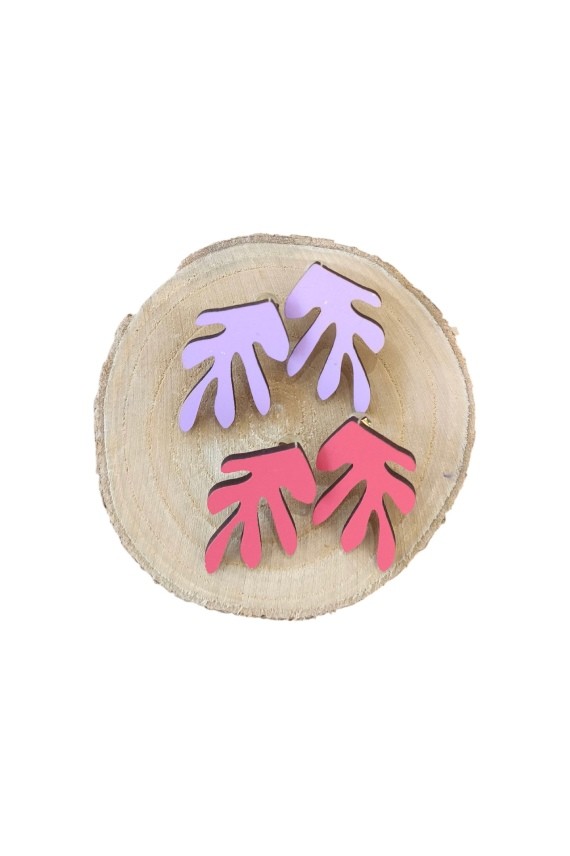 Pendientes de madera con diseño inspirado en corales marinos, artesanales, ligeros y disponibles en varios colores.