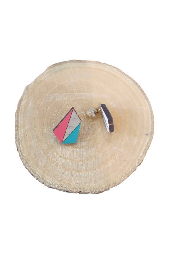 Pendientes de madera geométricos multicolor de 2 cm, ligeros, artesanales y de estilo boho contemporáneo.