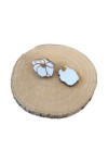 Pendientes de madera con diseño de flor de 2,5 cm en color blanco, ligeros, artesanales y de estilo boho.
