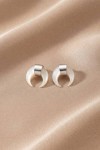 Pendientes de plata con media luna de nácar natural, joya elegante y estilo boho de Samarkanda.