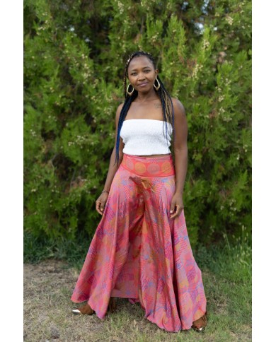 Pantalón paraguas de seda y poliéster rosa coral con estampado geométrico boho de Samarkanda.