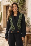 Chaqueta cruzada de algodón 100% negra con bordado floral verde de estilo boho chic Samarkanda
