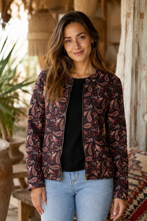 Chaqueta negra de mujer con estampado Paisley y forro polar estilo boho Samarkanda