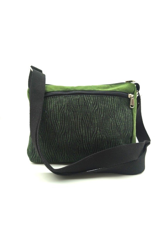 Bolso bandolera de algodón verde y negro con estampado cebra y bolsillo de cremallera.