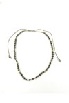 Collar de ágata musgo con piedras verdes facetadas, cuentas doradas y cierre de nudo corredizo, Samarkanda.