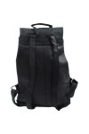 Mochila Soruka Aran Backpack en piel sostenible, con solapa imantada, bolsillo frontal y asas regulables.