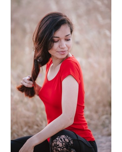 Camiseta de algodón con escote en pico y manga corta, disponible en varios colores – Samarkanda